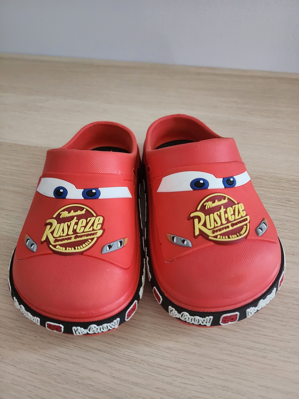Disney Pixar Cars Lightning McQueen Kids Red Clogs Shoes Size 8 Toddler